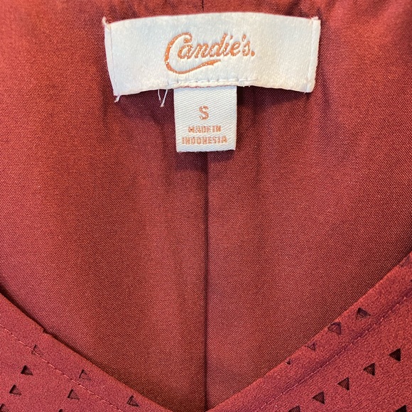 Candie’s Burgundy Dress - Picture 4 of 6